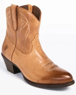 Ariat Women's Darlin Booties - Medium Toe 